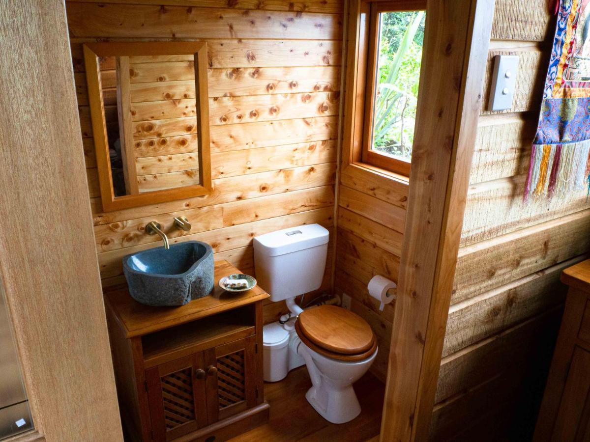 The Hermitage Solo Retreat Cabin オークランド エクステリア 写真