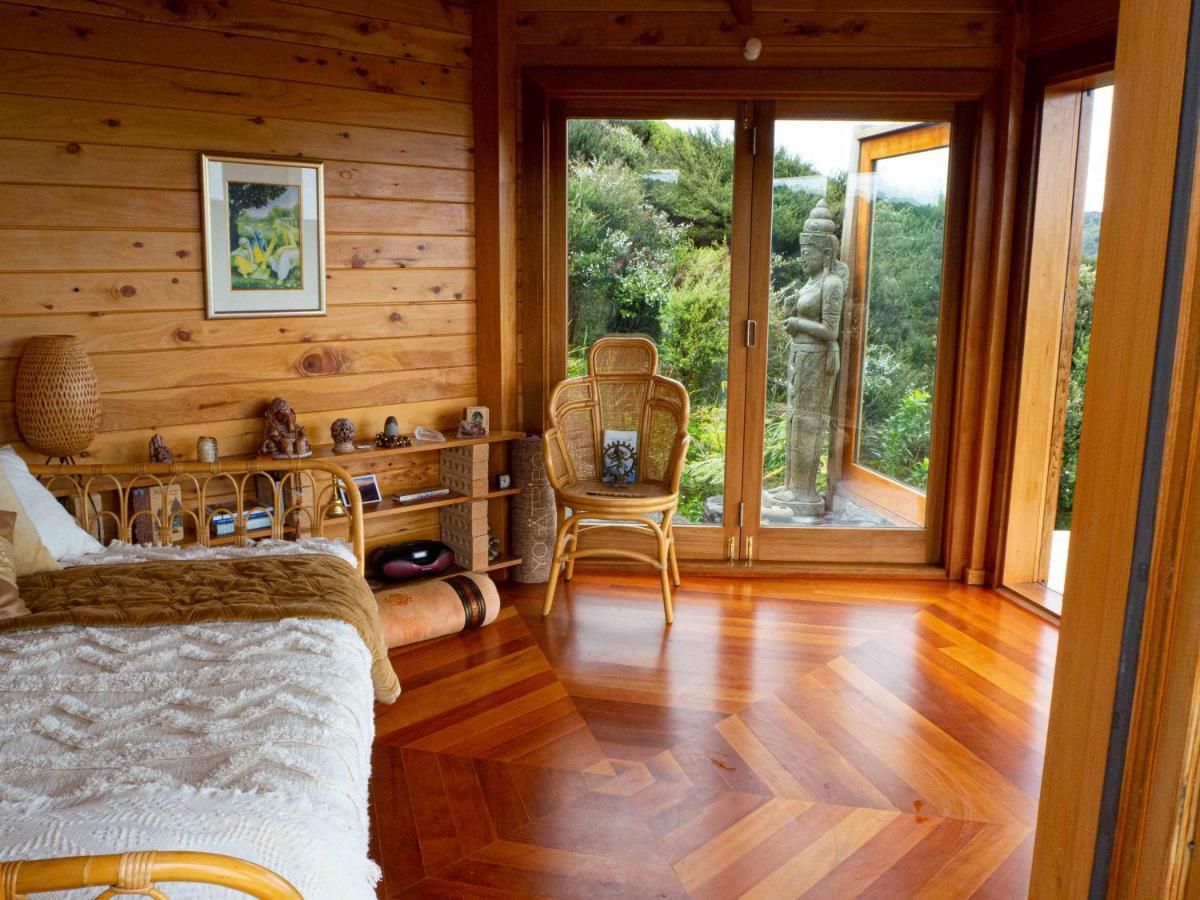 The Hermitage Solo Retreat Cabin オークランド エクステリア 写真